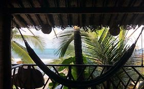 Puerto Manglar Hostal